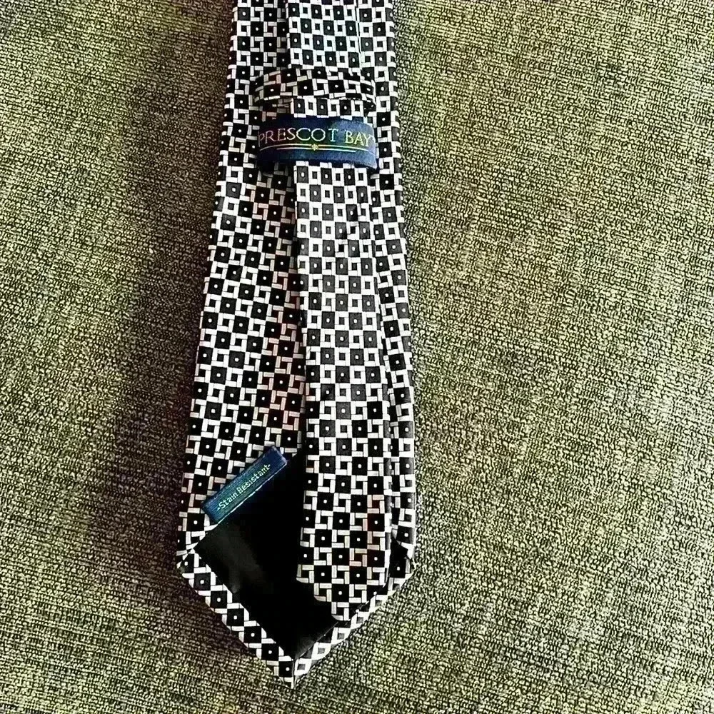 Prescott Bay Stain Resistant Tie